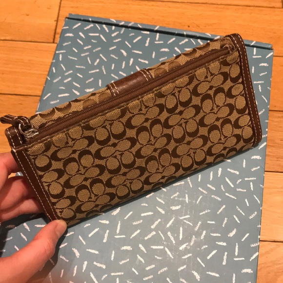 Coach wallet - Picture 3 of 3